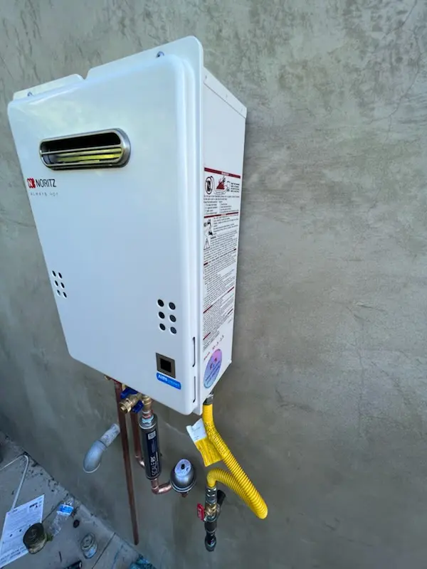 Tankless water heater installation for Downtown Fort Worth homes